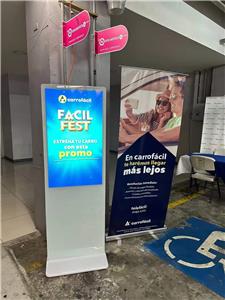Un ayudante de moda indispensable para publicidad y exhibición ~