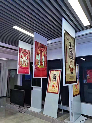 Feedback-ul clienților jucătorului de publicitate față-verso