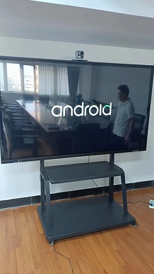 كيف يمكن لأجهزة الكمبيوتر اللوحية المخصصة للمؤتمرات تحسين الكفاءة؟