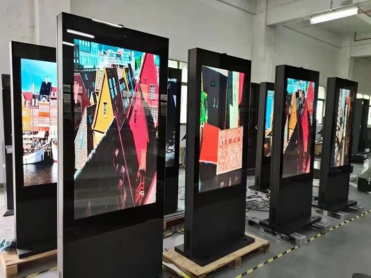 I mezzi pubblicitari esterni più popolari nel 2024