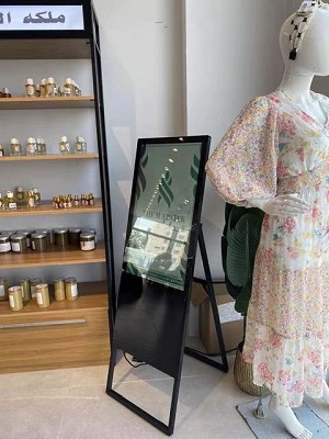 النقاط الأربع المشتركة الأكثر فائدة لآلات الإعلان الرقمية المثبتة على الأرض في السوق(3)