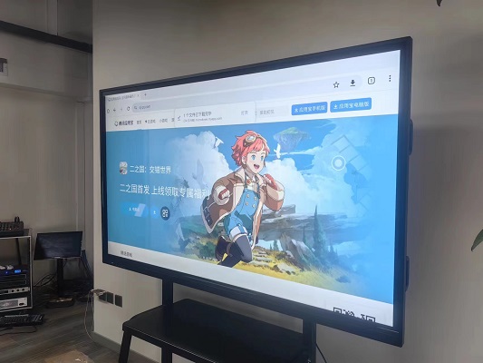 آلات الإعلان الذكية المثبتة على الحائط تجعل منتجات متاجر المجوهرات أكثر حيوية وجاذبية