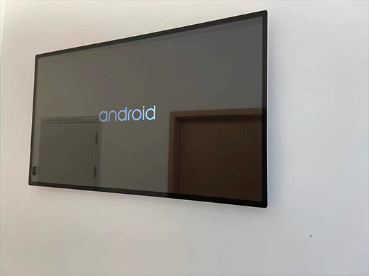 تطبيق العرض الصناعي على الحائط