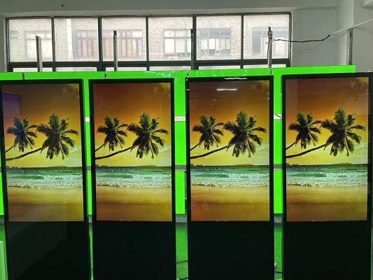 وظائف آلة الإعلان شاشات الكريستال السائل العمودية