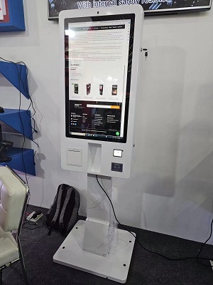 Utilice máquinas publicitarias inteligentes para crear un excelente servicio al cliente en hoteles 1