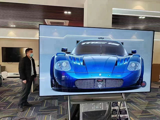 Quadro interativo inovador revoluciona ambientes de sala de aula e corporativos