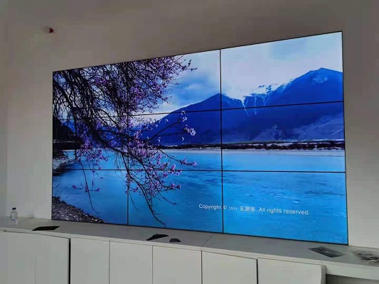 Paredes de vídeo LCD resolvem problemas de design para grandes outdoors(2)