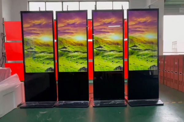 Características da máquina de publicidade de toque vertical