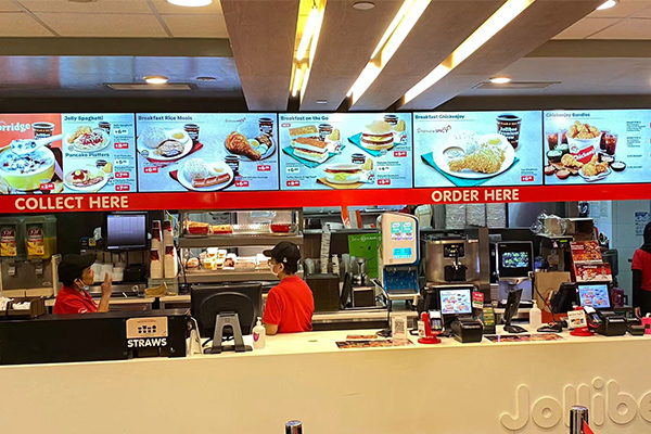 آلات الإعلان في محلات المطاعم 1