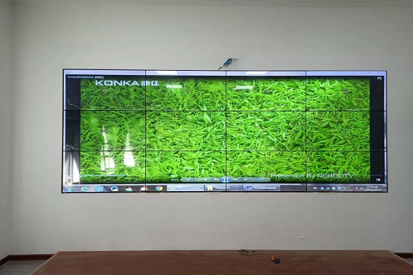 digital signage