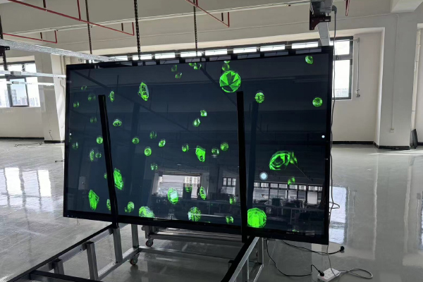 ما هي فوائد استخدام السبورة البيضاء للمؤتمرات في غرف الاجتماعات؟