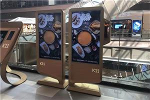 Tại sao ngày càng nhiều cửa hàng sử dụng LCD Digital Signage làm màn hình quảng cáo