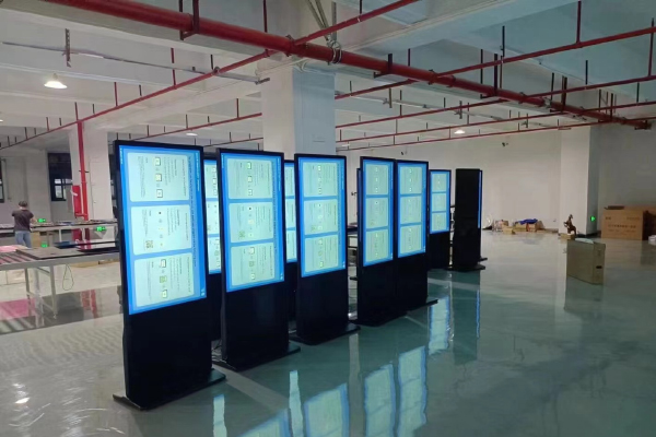 Quais são as vantagens das máquinas de publicidade vertical? E ocasiões aplicáveis.