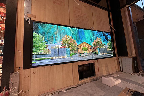 Merkmale und Vorteile des LCD-Spleißbildschirms