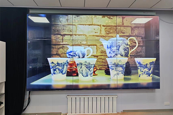 Características e vantagens da tela de emenda LCD