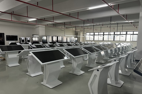 Funktionen der horizontalen Touch-Abfrage-All-in-One-Maschine