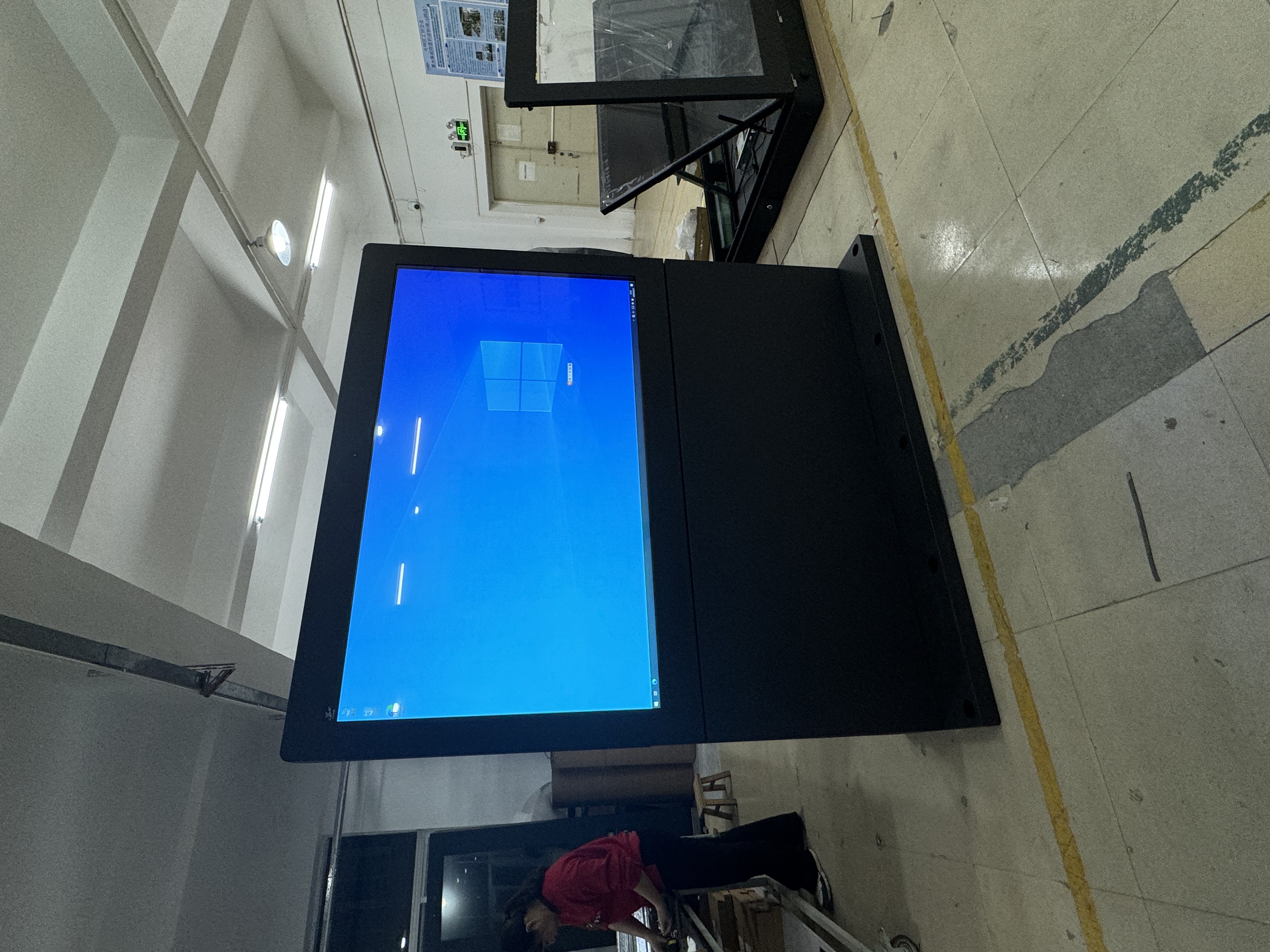 Outdoor advertising machines