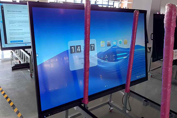 Installation feedback of interactive whiteboard