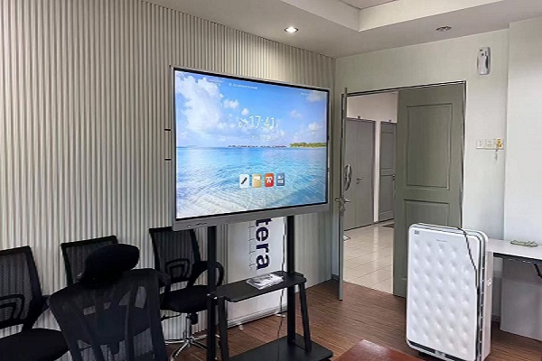 インタラクティブ スマート ホワイトボード 4K タッチ スクリーン