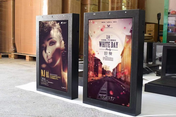 Разликата между машините за външна реклама и машините за вътрешна реклама