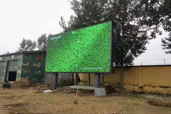 أوجه التشابه والاختلاف بين شاشات شاشة الكريستال السائل و قاد