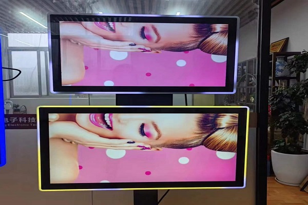 Was ist der Unterschied zwischen einem an der Wand montierten LCD-Werbedisplay und LCD-Fernsehern gleicher Größe?