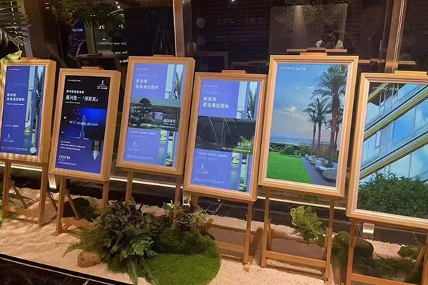 Máquina de publicidade LCD com moldura de madeira Beloong: a fusão de arte e tecnologia para criar uma experiência visual envolvente