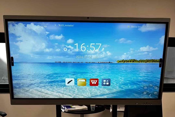 インタラクティブホワイトボードの顧客フィードバックと利点