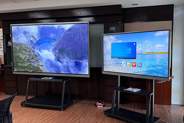 インテリジェントなインタラクティブタブレット: 人間とコンピュータのコラボレーションを再構築する次世代の生産性向上ツール 2