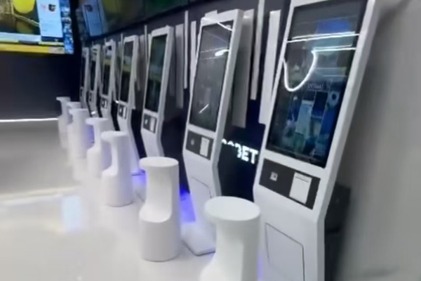 touchscreen kiosks