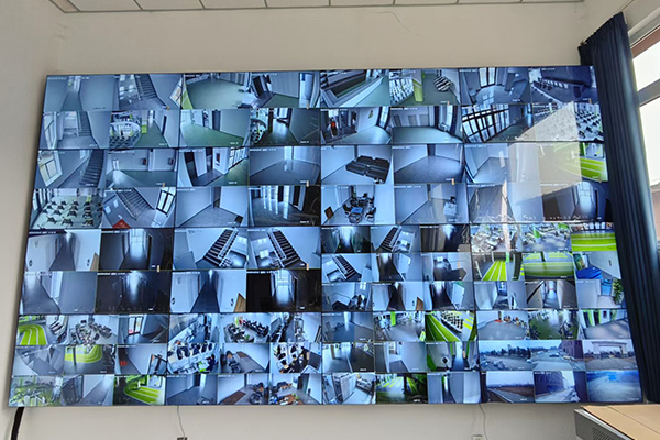 Análise do valor central da tela de emenda LCD Beloong em sala de monitoramento interno