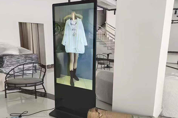 Beloong LCD-Vertikalwerbemaschine: eine ausgezeichnete Wahl, um Händlern beim digitalen Upgrade zu helfen