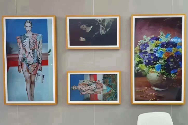 Máquina de publicidade LCD com moldura de foto Beloong: integração transfronteiriça de estética artística e tecnologia inteligente