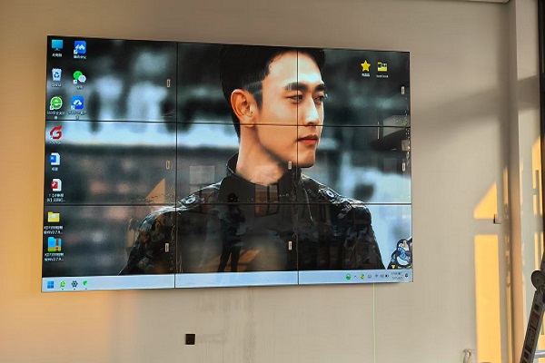 Étude de cas d'installation d'un mur vidéo LCD : transformation d'un centre de commandement d'entreprise