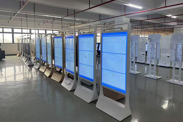 Revolucionando a publicidade digital com displays de chão