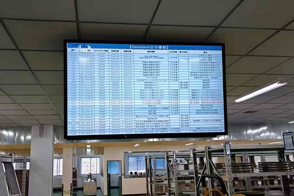 Nova experiência de publicidade inteligente: máquinas de publicidade de parede LCD simplificam a comunicação comercial