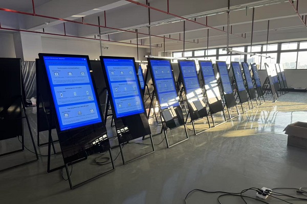 Aplicarea mașinilor de publicitate portabile în industria de retail