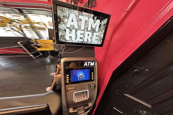 セルフサービスレジ:商業用レジの新時代をリード