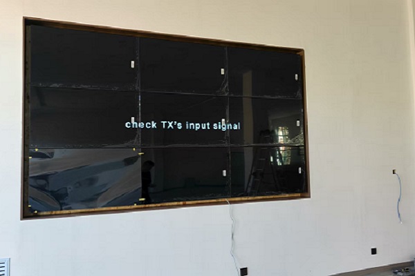 Guida all'installazione del videowall LCD (2)