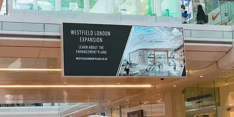 shopping mall advertising screen