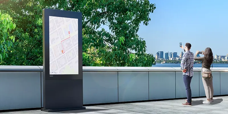 Outdoor Digital Totems Outdoor Digital Totems