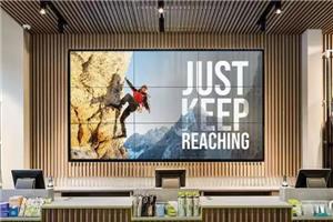 Transforming Mall Experiences: Retail Signage Solutions in Dubai