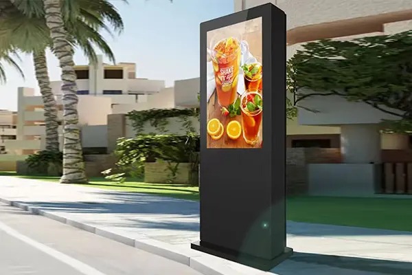 Приложение за външна дигитална реклама в интелигентни градове и градски улици