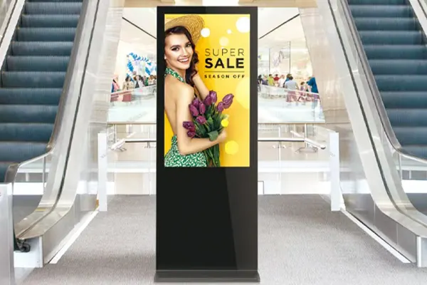 Comment les écrans d'affichage intérieurs deviennent-ils un outil standard de communication quotidienne ?