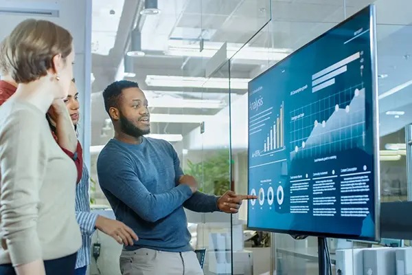 Влияние качественных поставщиков цифровых вывесок на рекламную индустрию