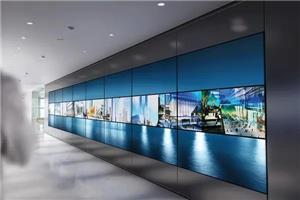 What is the difference between digital signage and video walls?
