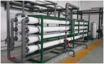 Seawater desalination equipment