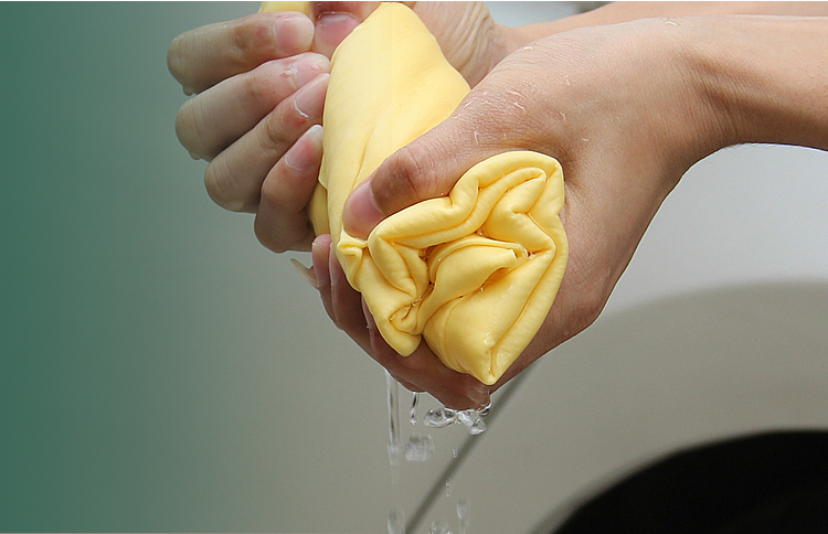 chamois cleaning cloth