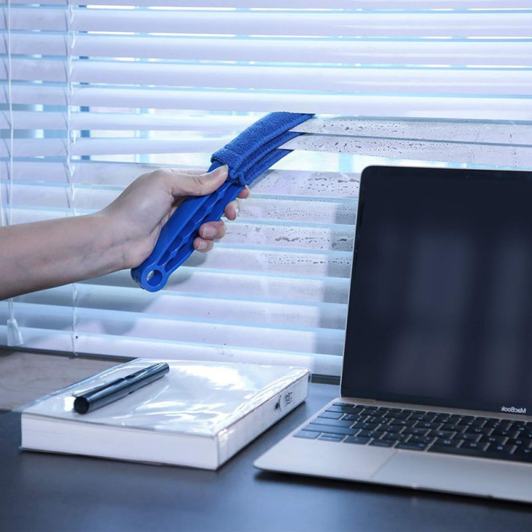 microfiber window blind duster