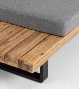 Teak-Möbel aus Holz für den Außenbereich